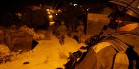 الاحتلال يعتقل 13 مواطنا من الضفة