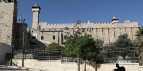 مستوطن يدهس طفلين وسيدة قرب الحرم الإبراهيمي