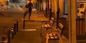 إصابة امرأة حامل ورجل إسعاف خلال اقتحام الاحتلال محيط مجمع فلسطين الطبي 