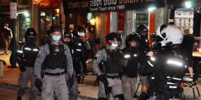 شرطة الاحتلال ومتطرفون يعتدون على متظاهرن عرب في يافا