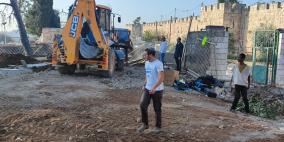 لليوم الثالث: الاحتلال يواصل تجريف المقبرة اليوسفية بالقدس