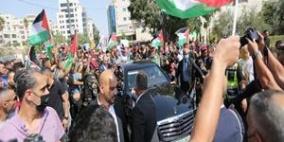 استقبال حاشد للرئيس لدى عودته إلى أرض الوطن