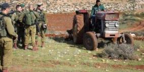 الاحتلال يقتحم الوادي الأحمر ويطرد السكان منه