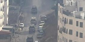 محدث بالصور: الاحتلال يقتحم نابلس ويعتقل مواطنا