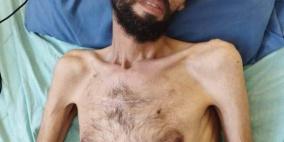 الأسير خليل العواودة يوجه رسالة مؤثرة إلى أحرار العالم