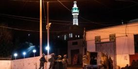 الاحتلال يواصل مطاردة منفذ "عملية كرمل" جنوب الخليل