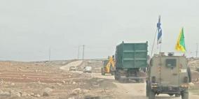 الاحتلال يستولي على آليات تابعة لبلدة الظاهرية جنوب الخليل