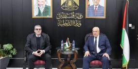 هب الريح يلتقي مستشار السياسات الاستراتيجية والدبلوماسية للاونروا