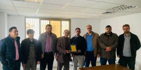 نقابة الصحفيين تكرم الزميل هاني أبو رزق وتؤكد على حرية العمل الصحفي