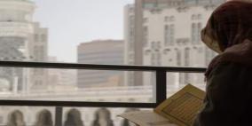 هل يحق للزوج منع زوجته من الذهاب للمسجد لأداء صلاة الجمعة أو التراويح؟