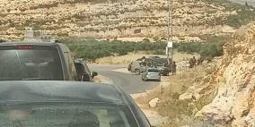 الاحتلال يقتحم المغير شرق رام الله ويغلق مدخلها الرئيسي