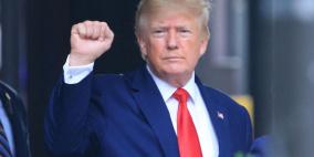 الرئيس الأميركي يلغي العقوبات المفروضة على المستعمرين