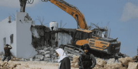 الاحتلال يهدم منزلا في بيت حنينا شمال القدس