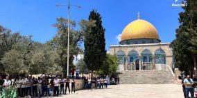30 ألفا يؤدون صلاة الجمعة في المسجد الأقصى