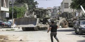 آليات الاحتلال تجرف شارع الناصرة في جنين