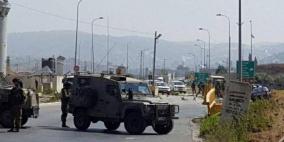 الاحتلال ينصب حاجزا عسكريا عند مدخل قرية النبي صالح شمال رام الله