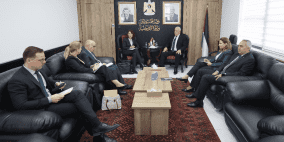 وزير الداخلية يلتقي المبعوثة الخاصة للقضايا الانسانية في الشرق الأوسط