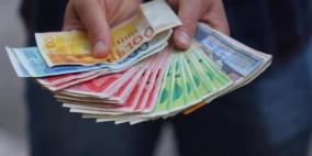 الدولار والدينار اليوم.. انخفاض أسعار صرف العملات