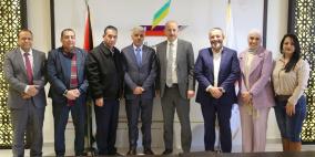 "التربية" و"الإسلامي العربي" يوقعان مذكرة تفاهم لتعزيز التعاون في مجال التعليم والتنمية المستدامة