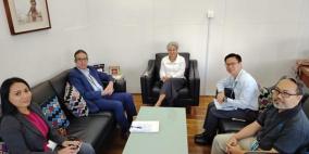 سفارتنا لدى ماليزيا تبحث مع مفوضية اللاجئين توفير التأمين الصحي