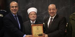 المدرسة الوطنية: دار الإفتاء الفلسطينية تستلم خطتها الاستراتيجية للأعوام 2025-2029