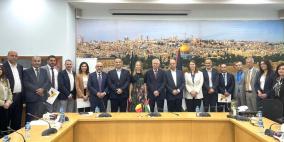 تحت رعاية وزارة الصناعة: توقيع اتفاقيتين بقيمة 1.28 مليون يورو لدعم الصناعة الفلسطينية الخضراء