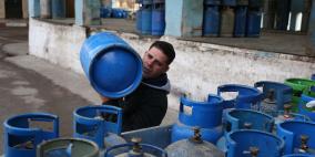 خاص| إغلاقات الاحتلال وأزمة الشيكل.. هل هناك داعٍ لتخوفات المواطنين من نفاد مخزون الغاز؟