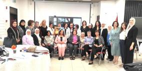 طاقم شؤون المرأة يعقد اجتماعه الدوري للهيئة العامة ويكرّم رئيسة مجلس الإدارة السابقة سلوى هديب