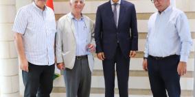 عورتاني يستقبل وفد مؤسسة الدراسات الفلسطينية ويبحثان آفاق التعاون في البحث والأرشفة الرقمية