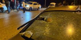 مستعمرون يقتحمون مدخل سنجل شمال رام الله ويحطمون ثلاث مركبات