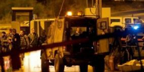 قوات الاحتلال تحتجز مواطنة غرب سلفيت