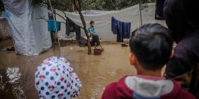 الدفاع المدني بغزة لراية: منخفضات الشتاء تهدد حياة النازحين وسط عجز حاد في الإمكانيات