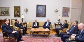 الشيخ يلتقي وزير الخارجية المصري ومدير المخابرات