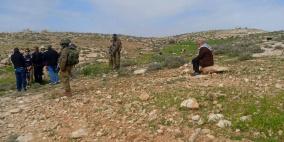 الاحتلال يعتقل صحفيين ومتضامنين أجنبيين في مسافر يطا جنوب الخليل