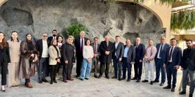 جامعة القدس تعقد اجتماعًا استراتيجيًا مع جمعية شعوب العالم الروسية وجامعة المأمون العراقية في عمّان