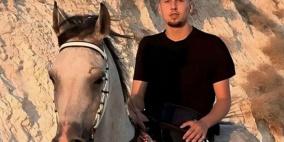 استشهاد شاب برصاص مستوطنين في قرية مخماس بالقدس