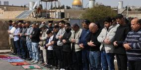 الاحتلال يواصل إغلاق الأقصى.. مئات الآلاف سيحرمون من أداء صلاة العيد غدا