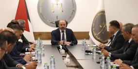 النائب العام يؤكد نهج التحديث المؤسسي وتعزيز كفاءة العمل في اجتماع موسّع مع قيادات النيابة