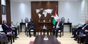 مصطفى يلتقي رئيس اتحاد كتاب عموم إفريقيا ويؤكدان على دعم الثقافة الفلسطينية