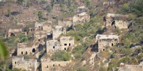 الحجارة الحية في قرية لفتا 