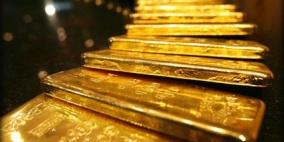 الذهب يتراجع من أعلى مستوى