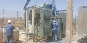 الطواقم الفنية والهندسية في شركة كهرباء القدس ترفع من قدرة محول محطة بتين الغربية