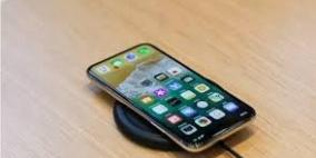 إصلاح شاشة "آيفون X".. عبء لن يستطيع الجميع تحمله