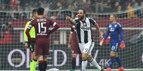 السيدة العجوز تروض ذئاب روما 