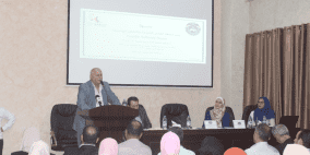 فرعالقدس المفتوحة في نابلس تنظم دورة برمجة (Iphone)