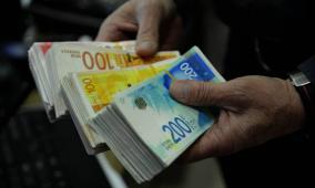 كيف تستخدم إسرائيل أموال المقاصة لفرض السيطرة على الاقتصاد الفلسطيني؟