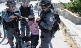 الاحتلال يعتقل طفلا وشقيقته ومواطنا في المغير شرق رام الله