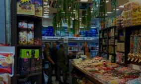 القدس.. مستوطنان يعتديان على أصحاب المحال التجارية والاحتلال يعتقل أربعة مواطنين