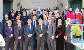 البنك الإسلامي الفلسطيني وجامعة النجاح الوطنية يختتمان برنامج "واعد" التدريبي