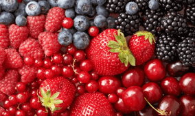 أفضل 8 فواكه غنية بالألياف لدعم صحة الأمعاء